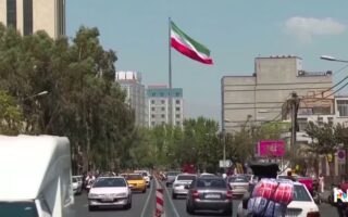 當川普考慮與伊朗總統會面時，德黑蘭威脅使用“新武器”