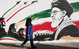 Live Updates: Iran says Trump must choose between war or diplomacy as talks expected to resume this week
