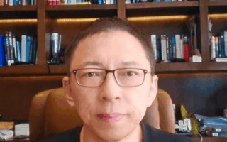 AI 安全爭議持續發酵、艾美獎誕生雙冠紀錄 《張朝陽的英語課》盤點全球熱點