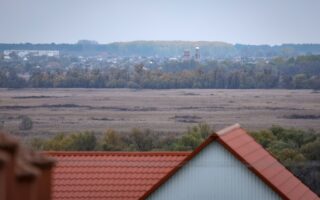 ‘The blockade is complete’: Locals flee occupied south Ukraine as hunger deepens