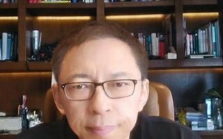 BigBang倫敦迴歸開唱、尼泊爾雪崩致多人失聯、星艦今晚衝擊首次入軌……張朝陽雙語分享全球熱點