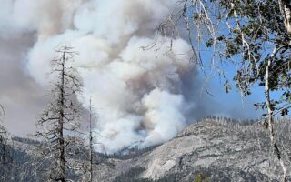 helicopter pilots killed while making water drops on Yosemite fire