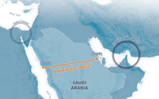 Houthis accuse Saudis of deadly strikes as thousands flee escalating conflict