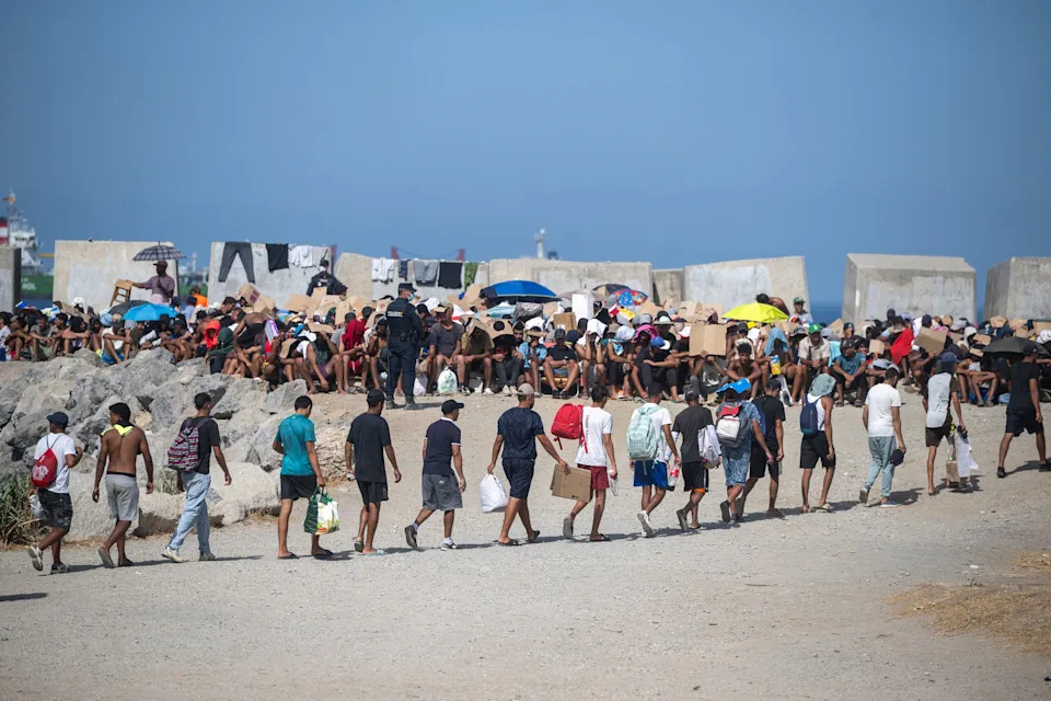 FILE PHOTO - Dozens of migrants have settled once again on Trampolin beach in Ceuta. Trampolin beach is once again home to a large number of makeshift shacks, despite the previous relocation of migrants to other designated areas, as the autonomous city continues to face a serious humanitarian crisis following the historic mass influx of more than 70,000 migrants. (is associated with: «Italy and Spain extend border checks again after Ceuta fallout») Marcos Moreno/EUROPA PRESS/dpa