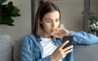 Scammers know the best time to text you