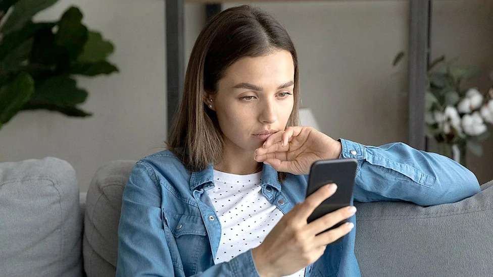 Scammers know the best time to text you