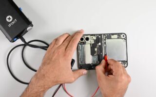 iPhone Duo Teardown: The best way to repair a foldable iPhone is to not tear off the film