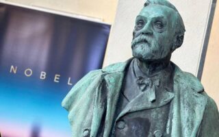 This year’s Nobel Prize, both AI and experts guessed wrong