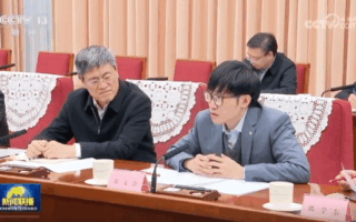 梁文鋒2800億首登胡潤百富榜，被曝在北京租房住